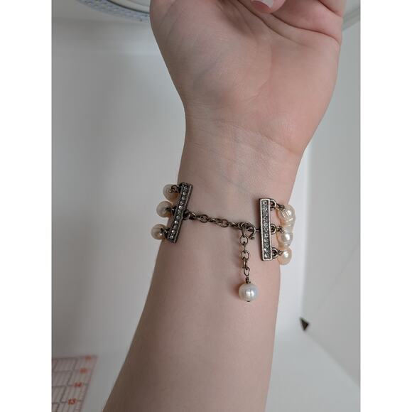 HALEY HILL SILVERTONE PEARL & RHINESTONE 3 STRAND BRACELET 1 1/2 X 7-9" - Picture 4 of 8